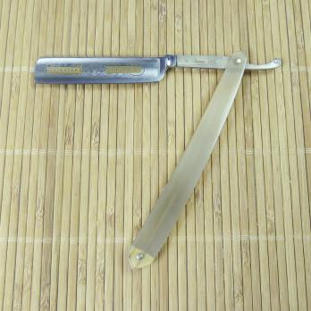 Антикварная опасная бритва Hugo Koeller: 5/8, 1/1, углер.сталь, ручка из рога буйвола