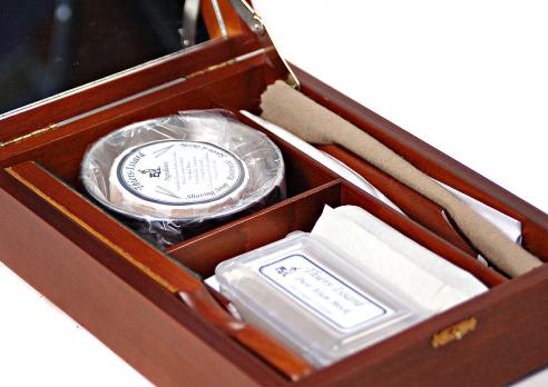 Элитный набор для бритья опасной бритвой thiers-issard